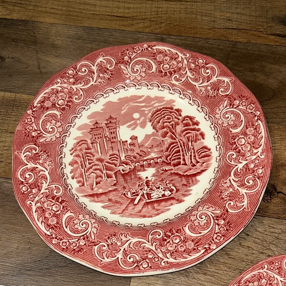 Vintage Canterbury River scene 10 & 7 inch Red Scenic Made in. England Set - Picture 3 of 5